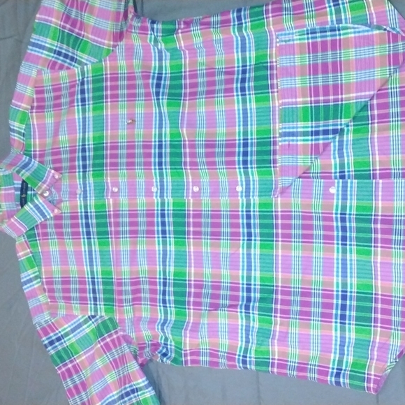 Raulph Lauren- plaid- button up - short sleeve - Picture 1 of 2